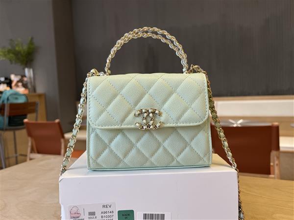 2026127215014125 560